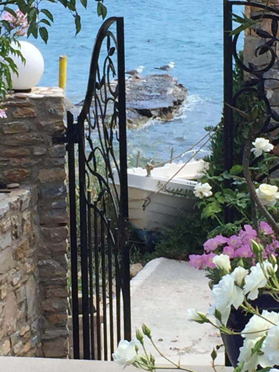 Roditses Beach Sea Front Apartments Samos Town Zewnętrze zdjęcie
